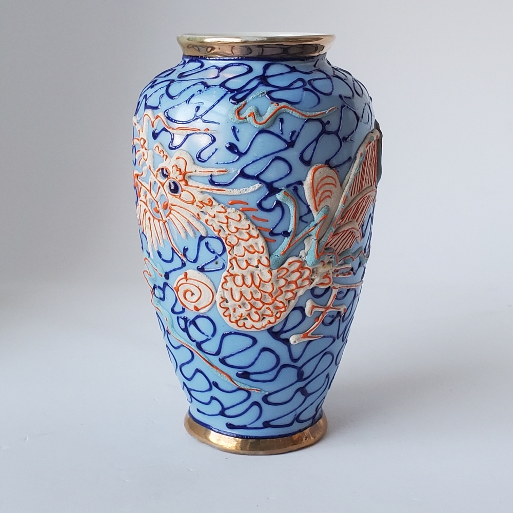 Vintage Japanese Moriage Dragonware Porcelain Bud Vase Blue Gold Orange 5"